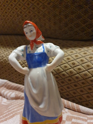 Vintage ceramic figurine - vintage,