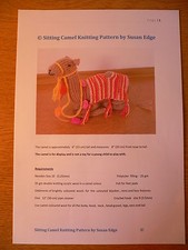 Sitting camel knitting - sitting,