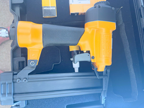 Bostitch 2in1 gauge - 18,