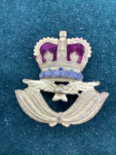 Raf officers cap badge - raf,