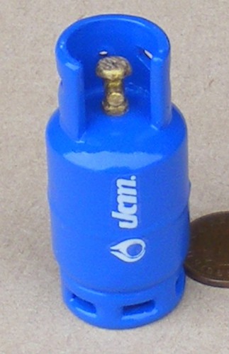 Dolls house gas - house, bottle