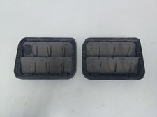 DACIA SANDERO 1.0 MK3 2021-2022 Rear Body Ventilation Grill Pair 7700838358