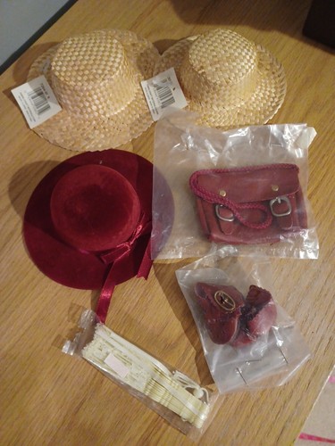 Dolls accessories bundle - dolls,