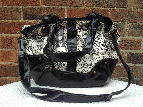 Large cream black - f&f, canvas