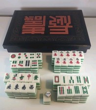 Mahjong set Mah Jongg 144 White & Green Plastic Black Lacquered Box Flying Horse