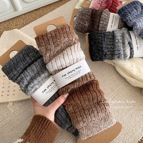 Knitted leg warmers gradient - leg,
