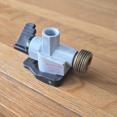 Butane gas pressure regulator - pressure,