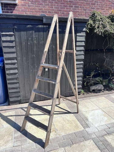 Hatherley vintage steps - hatherley,