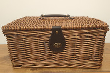 M&S 40cm Natural Woven WILLOW Basket Picnic Hamper Gift Box Marks Spencer Wicker