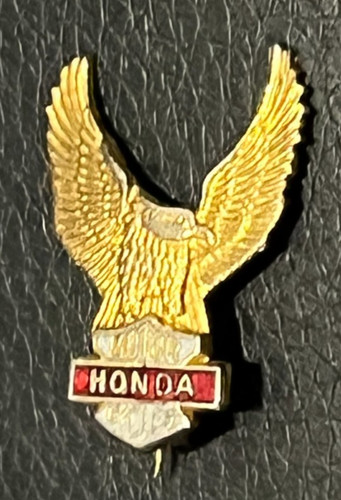 Motorcycle pin badge honda - motorcycle,
