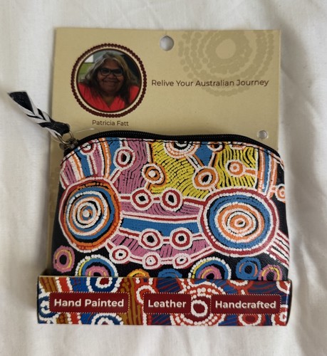Hand painted leather purse - hand,