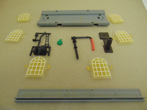 Hornby water crane fence - water, crane,