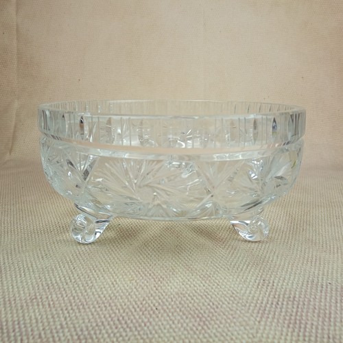 Vintage cut lead crystal - ⭐,