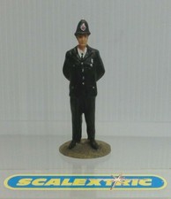 Vintage style 'Tall Bobby' Policeman in Black Uniform  SCALEXTRIC & AIRFIX+ 1.32