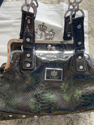 Lydc london luxury faux - london,