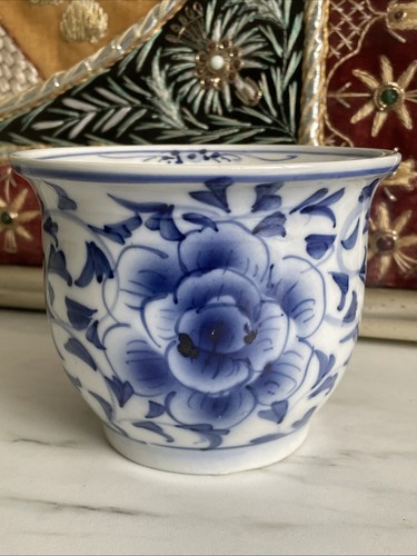 Vintage chinese flow blue - vintage,