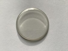 PERSPEX WATCH GLASS. ROUND DOMED DIAMETER 32.5 Mm