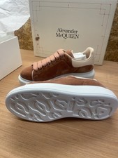 NEW Alexander McQueen Womens