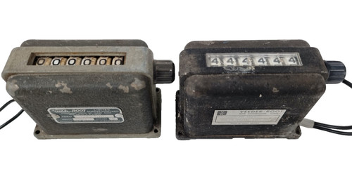 Pair vintage veeder root - of, veeder-root