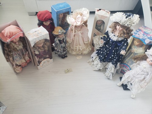 Variety collectible - of,