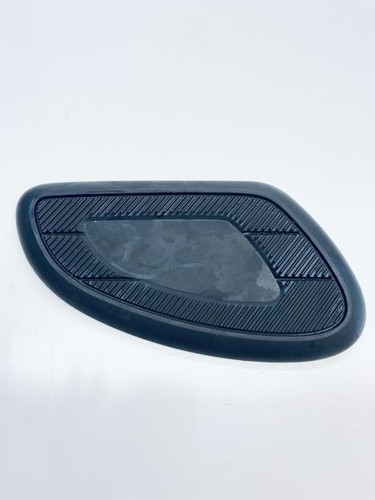 Left reservoir cover - cover, triumph