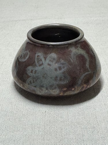 Small iridescent ceramic vase - small,