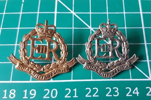 Royal military police collar - royal,