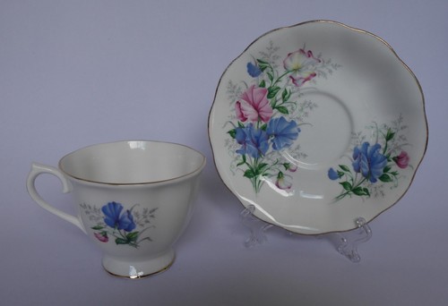 Royal albert cup - royal, &