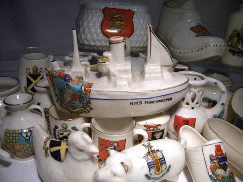 Crested china selection - crested,