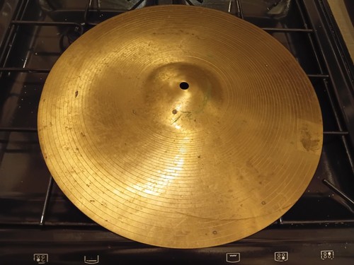 Crash cymbal - 16",