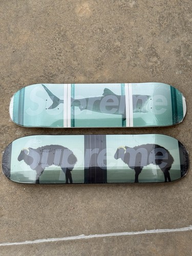 Supreme damien hirst - supreme,