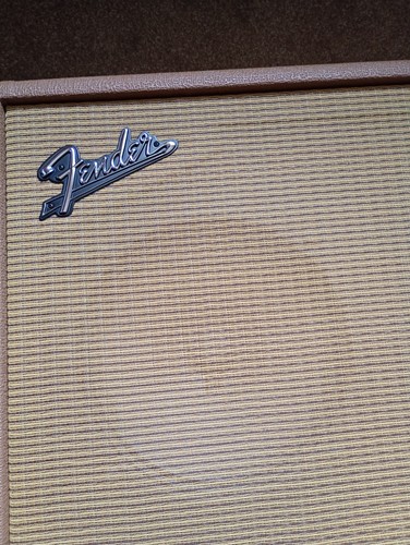 Fender 2x10 guitar speaker - fender,