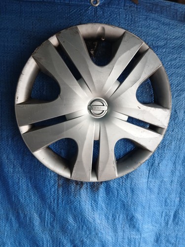 Nissan pixo wheel trim - nissan,