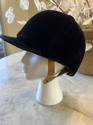 Vintage black velvet - black, horse