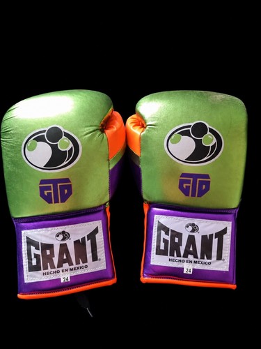 Grant boxing gloves rare - oz,