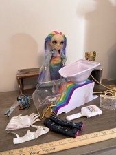 Rainbow High Amaya Raine