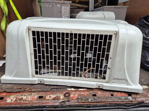 Cold room condensing unit - room,