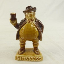 Wade Guinness Tony Weller Small Porcelain Figurine 8cm Collectable