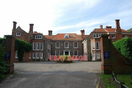 Photo earlham hall - photo,