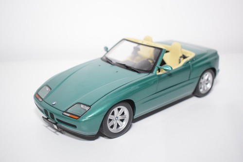 C16 minichamps bmw - 1:18,