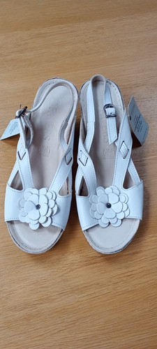 Ladies pavers white - pavers,