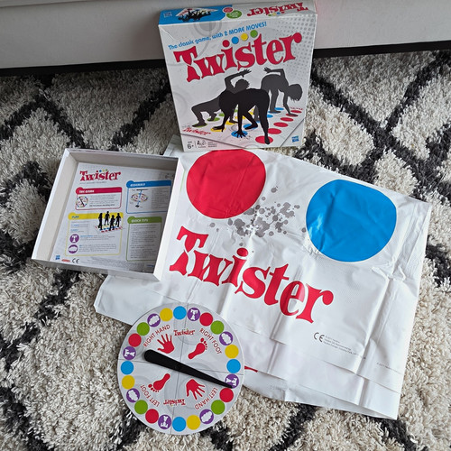 Hasbro twister complete game - hasbro,