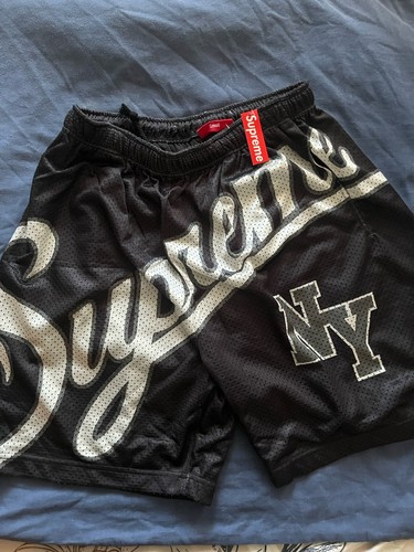 Supreme big script mesh - big,