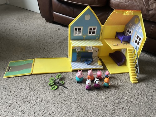 Peppa pig house folds - pig,