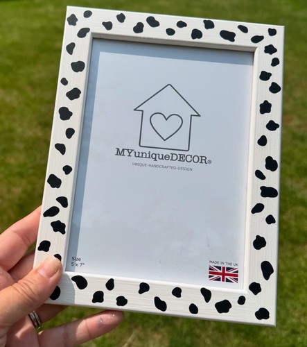 Cow print pattern photo - print,