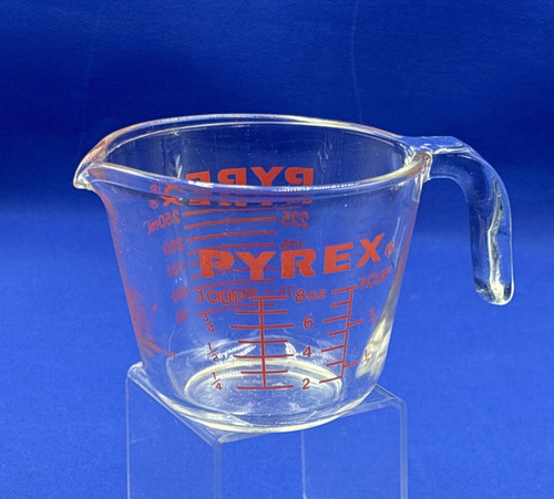 Pyrex cup measuring - pyrex, 1