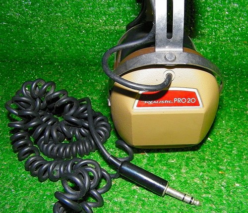 Vintage realistic pro - vintage,
