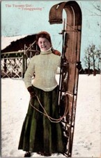 TORONTO C1908 : THE TORONTO GIRL TOBOGGANING - TORONTO  REF LOTS 924