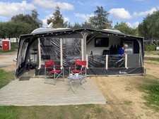 Isabella Caravan 1025 Full