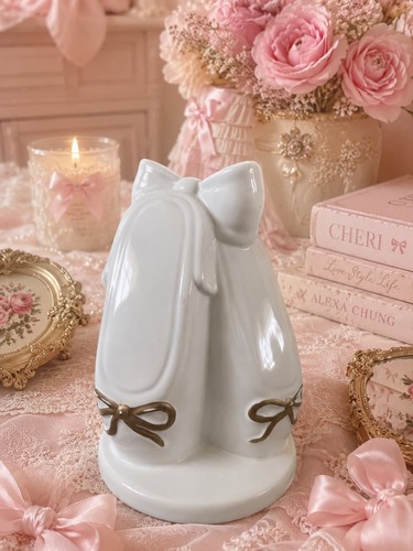 Pointe ballet shoes money box - shoes,